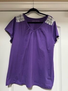 NWOT Carole Hochman XL Wonens Short Sleeve V Neck Cotton T Shirt XL Lace Accent